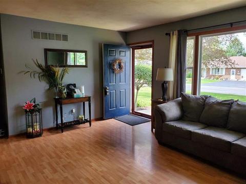 111 Barry Ave, Byron, IL 61010 photo 2