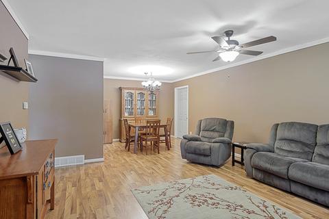 1113 Bakewell Ave, Normal, IL 61761 photo 4