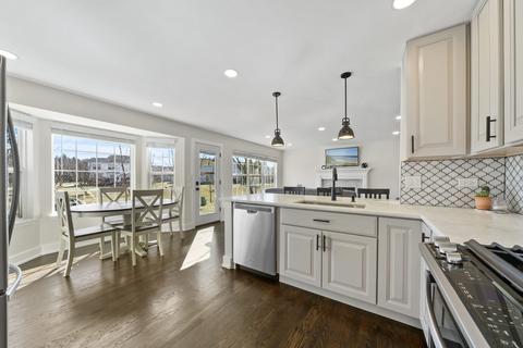 3404 Interlochen Ln, Naperville, IL 60564 photo 8