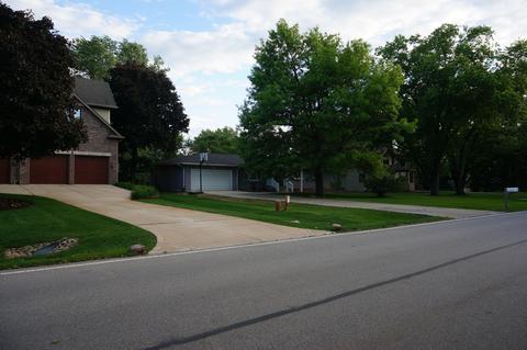 730 E Bauer Rd, Naperville, IL 60563 photo 10