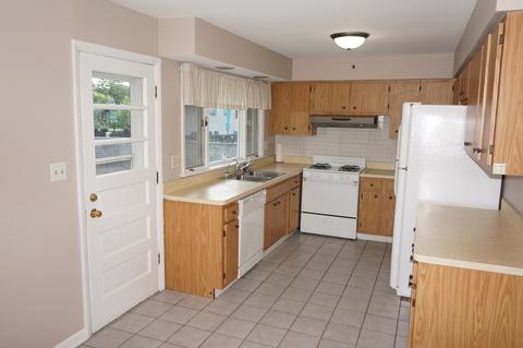 730 E Bauer Rd, Naperville, IL 60563 photo 17