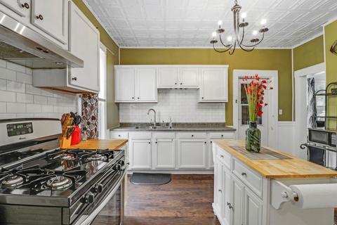 806 E Buchanan St, Bloomington, IL 61701 photo 16