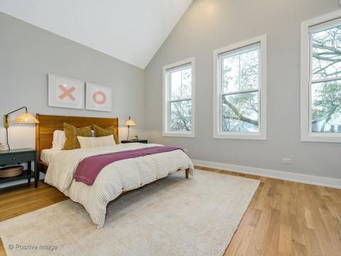 3031 N Gresham Ave, Chicago, IL 60618 photo 18