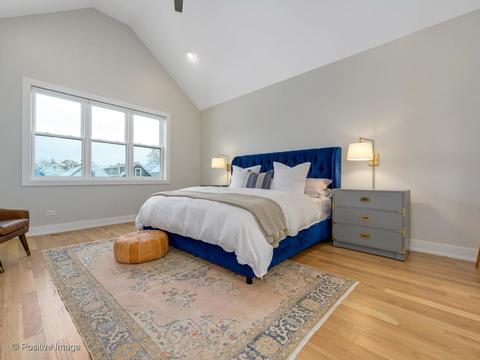 3031 N Gresham Ave, Chicago, IL 60618 photo 15
