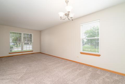 2212 Willow Lakes Dr, Plainfield, IL 60586 photo 3