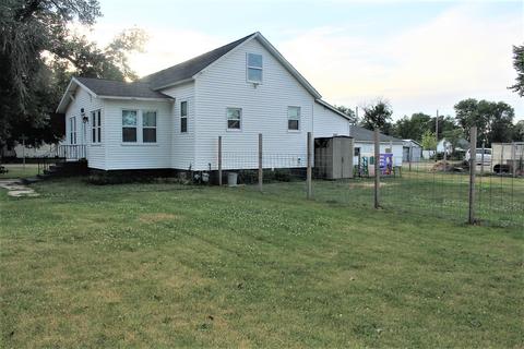 550 High St, Weldon, IL 61882 photo 5