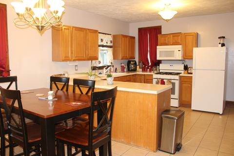 550 High St, Weldon, IL 61882 photo 7