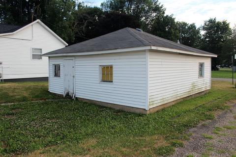 550 High St, Weldon, IL 61882 photo 6