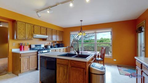 1450 Polo Dr, Bartlett, IL 60103 photo 9