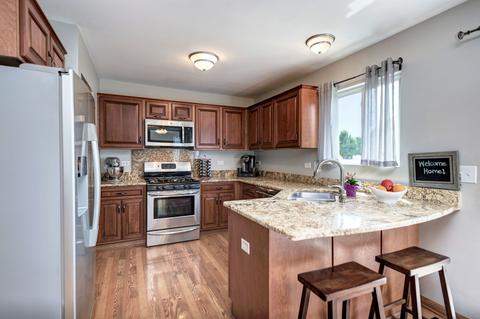 2207 Cedar Ridge Dr, Plainfield, IL 60586 photo 6