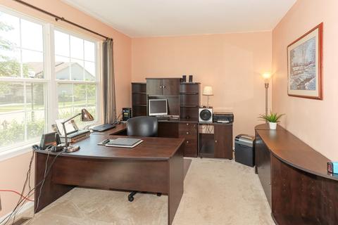 3316 Chase Ln, Elgin, IL 60124 photo 9