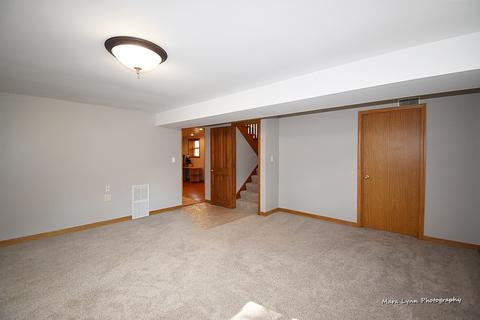 350 E Pierce St, Elburn, IL 60119 photo 18