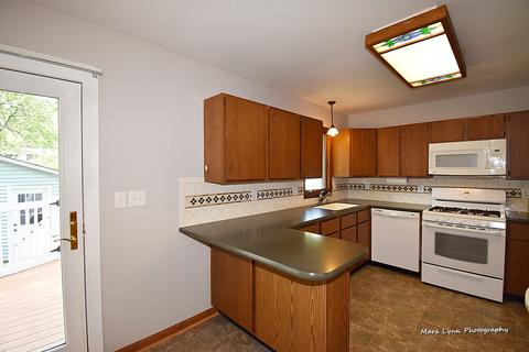 350 E Pierce St, Elburn, IL 60119 photo 9