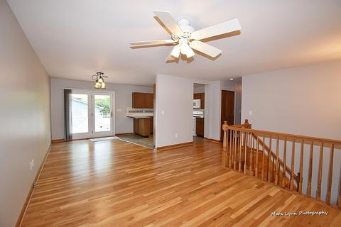 350 E Pierce St, Elburn, IL 60119 photo 5