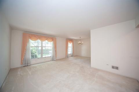 302 E Hackberry Dr, Arlington Heights, IL 60004 photo 4