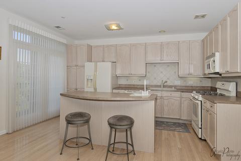 640 Mchenry Rd #305, Wheeling, IL 60090 photo 13