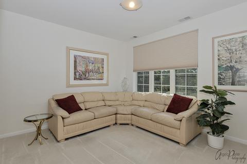 640 Mchenry Rd #305, Wheeling, IL 60090 photo 17