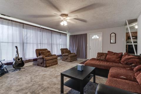206 E Douglas St, Carlock, IL 61725 photo 14