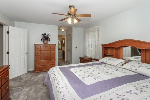 1382 Northgate Dr, Bartlett, IL 60103 photo 18