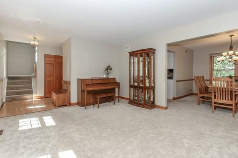 1382 Northgate Dr, Bartlett, IL 60103 photo 9