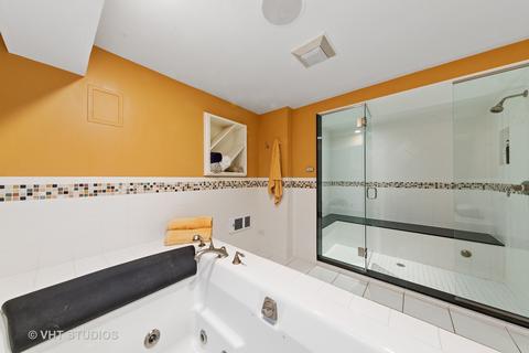 418 N Gary Ave, Wheaton, IL 60187 photo 37