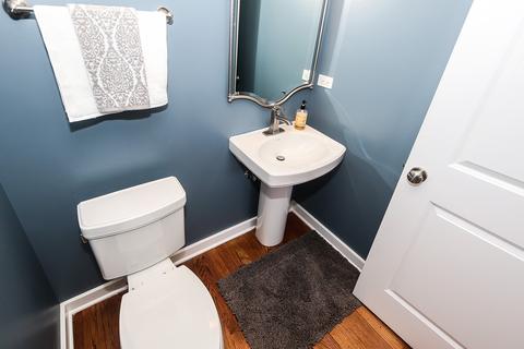 1130 E Prairie Ave, Des Plaines, IL 60016 photo 15