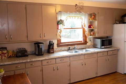 106 E Park St, Morrison, IL 61270 photo 10