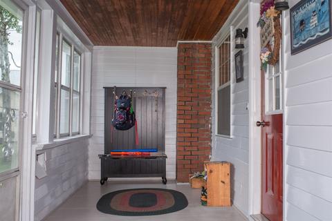 106 E Park St, Morrison, IL 61270 photo 4