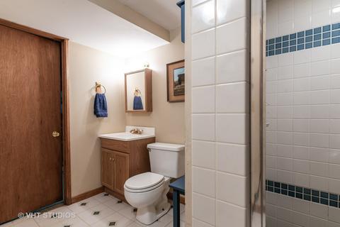 903 Mohawk Ct, Elgin, IL 60120 photo 19