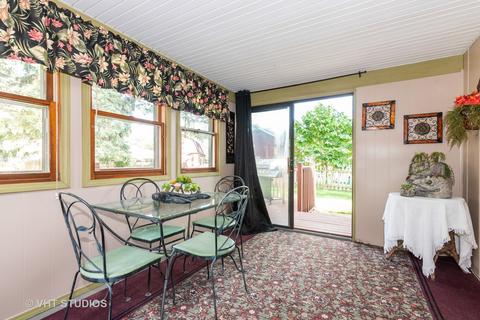903 Mohawk Ct, Elgin, IL 60120 photo 11