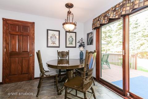 903 Mohawk Ct, Elgin, IL 60120 photo 7