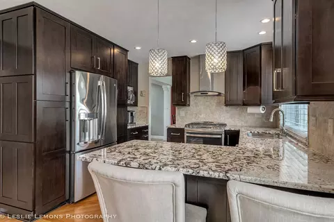 436 Knoll Crest Dr, Bartlett, IL 60103 photo 7