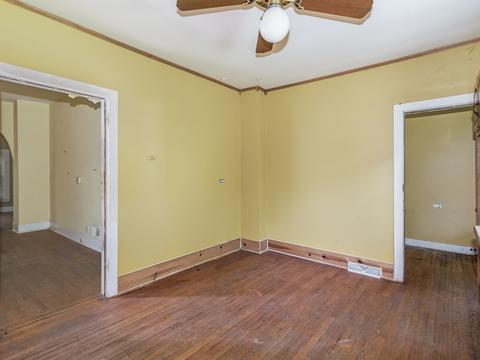 323 W Union Ave, Wheaton, IL 60187 photo 10