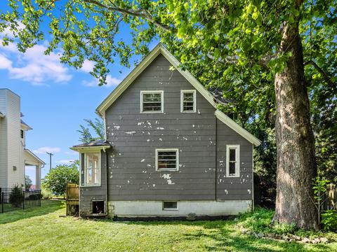 323 W Union Ave, Wheaton, IL 60187 photo 21
