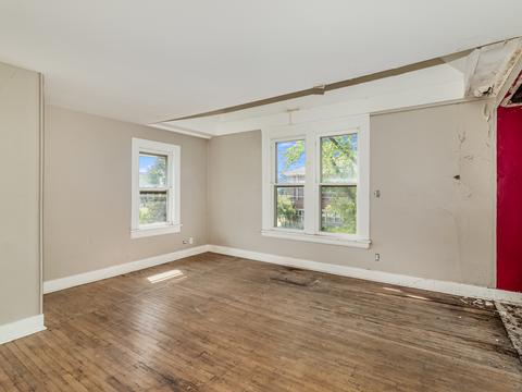 323 W Union Ave, Wheaton, IL 60187 photo 14