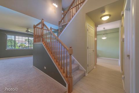 1222 Tamarack Dr, Bartlett, IL 60103 photo 3