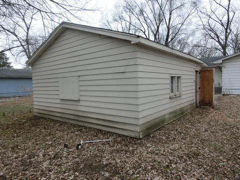 16231 Trumbull Ave, Markham, IL 60428 photo 4