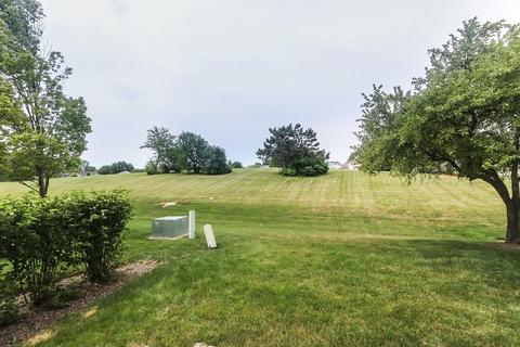 4576 N Sapphire Dr, Hoffman Estates, IL 60192 photo 24