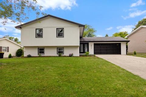 211 Edwards Dr, Normal, IL 61761 photo 1