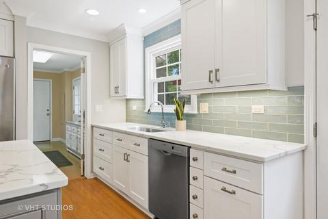 3003 Applegate Ln, Glenview, IL 60025 photo 16