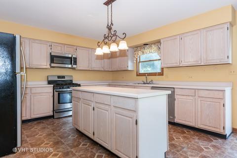 2238 Spaulding Ave, West Dundee, IL 60118 photo 5