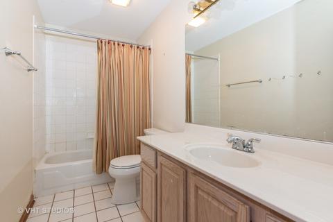 2238 Spaulding Ave, West Dundee, IL 60118 photo 11