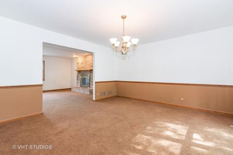 2238 Spaulding Ave, West Dundee, IL 60118 photo 3