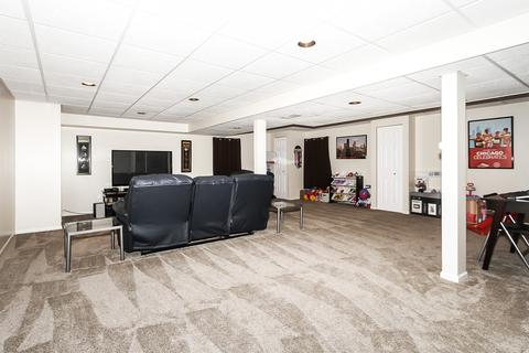 1338 Deerfield Ln, Bartlett, IL 60103 photo 16