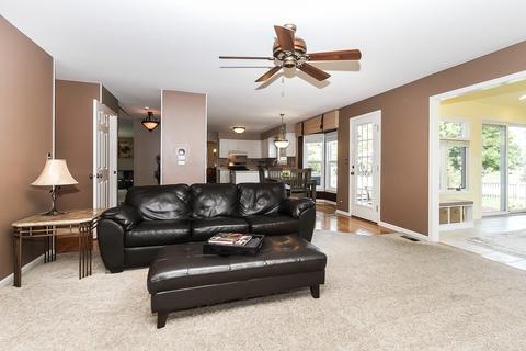 1338 Deerfield Ln, Bartlett, IL 60103 photo 19