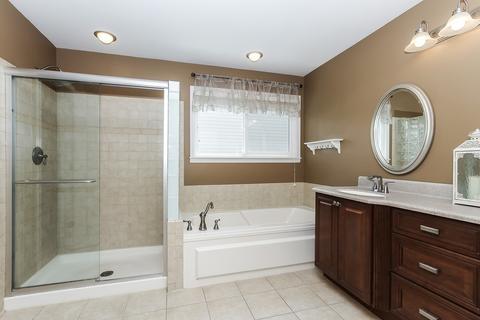 1338 Deerfield Ln, Bartlett, IL 60103 photo 15