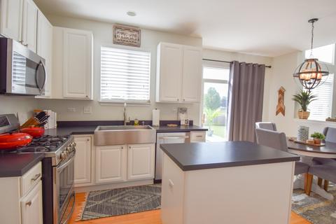 2912 Discovery Dr, Plainfield, IL 60586 photo 9