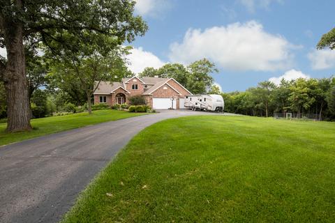 7212 N Pecatonica Rd, Leaf River, IL 61047 photo 5