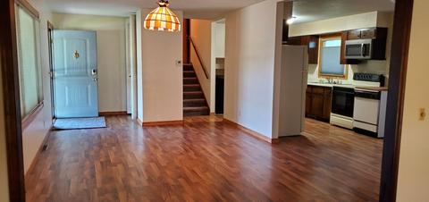 402 E Folkers Rd, Sterling, IL 61081 photo 3
