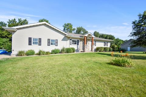 7 Doane Dr, Mansfield, IL 61854 photo 1